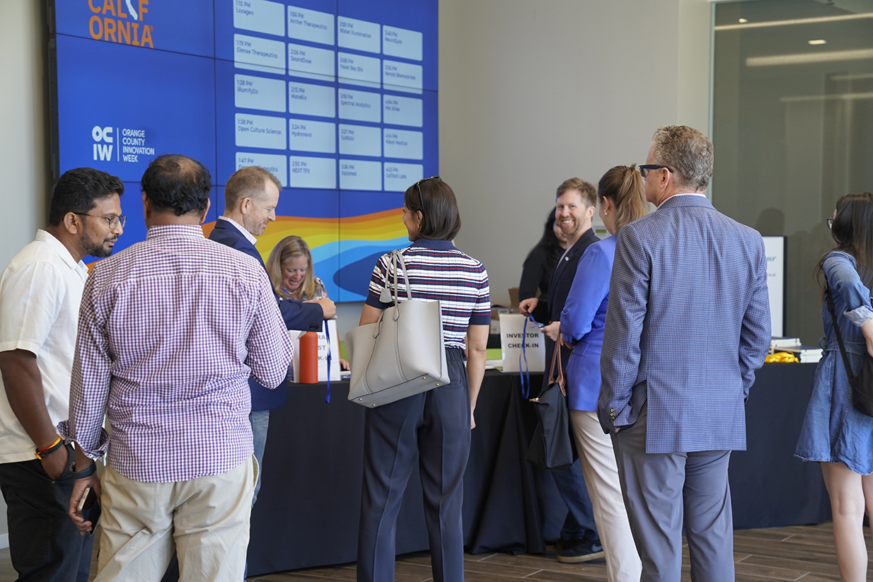  Attendees eagerly waiting to check-in